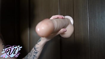 Babe trains blowjob on dildo while parents are not at home