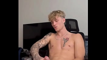 Open wide #cumblaster #gayxxx #gayhot #instagay