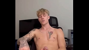 Open wide #cumblaster #gayxxx #gayhot #instagay