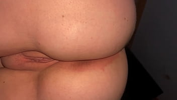 Ass rubbing hot fiancé while slurping my dick