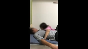 【素人】休日は部屋でダラダラsexヤリ捲ってるカップル。