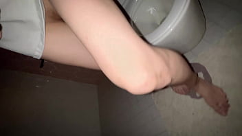 Squirting in toilet 2 times afrer old 69 yeras old man fuck to clean my vagina from his cum Squirting in toilet 2 times afrer old 69 yeras old man fuck to clean my vagina from his cum