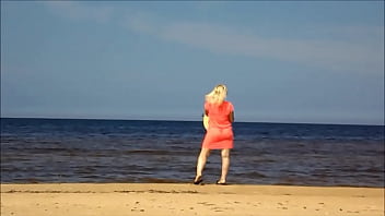 Big ass on a sunny day