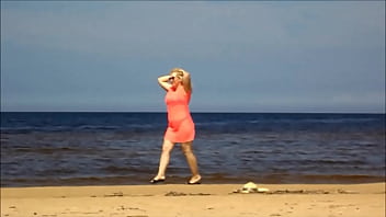 Big ass on a sunny day