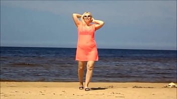 Big ass on a sunny day