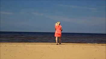 Big ass on a sunny day