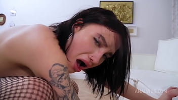 Smashed teen's anus cyber shot nick's anal casting