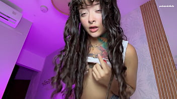 The girl with two tongues and a dirty mouth loves ass to mouth