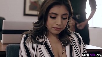 Latina patient seek help to a pervert psychiatrist Latina patient seek help to a pervert psychiatrist