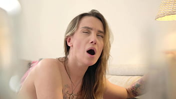 Pussy creampie on the kitchen from plumber