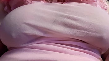 Boobs bouncing long nails hard nipples