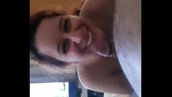 Felacion a mi pareja por la mañana