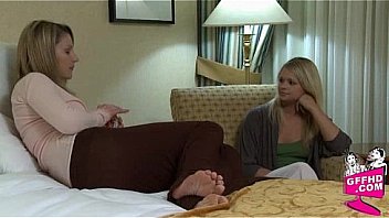 Lesbian desires 1010