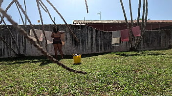 Fodendo no quintal da minha sogra