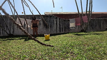 Fodendo no quintal da minha sogra