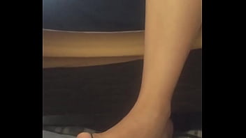 Hobie de shely pisando esclavo