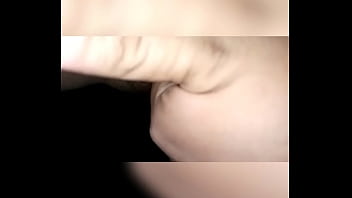 Se viene rico mientras se masturba Se viene rico mientras se masturba