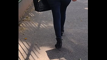 Rebolooou porque viu que eu tava filmando que delicinha