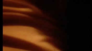 Mí perra se masturba para mi