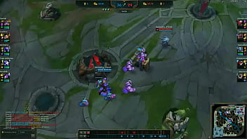 Neg&atilde;o azul ganhando nota