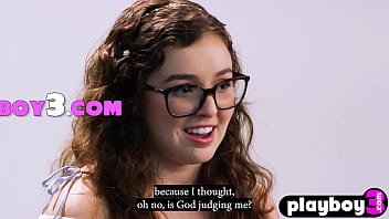 Sexy big booty babe exposed her curvy body and milf enjoyed hot masturbation