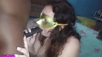 Me acabando com esse novinho gostoso