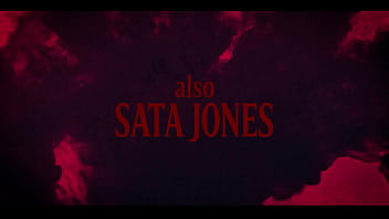 Vampirella octokuro mesmerizes sata jones horny lesbian big tits vampire cosplay trailer