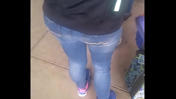 El culazo que tiene esta madre