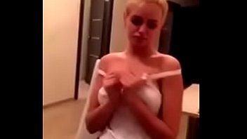 Slutsdate com whore anna loves to push the legs