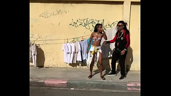 Crazy la perra y ledys castillo