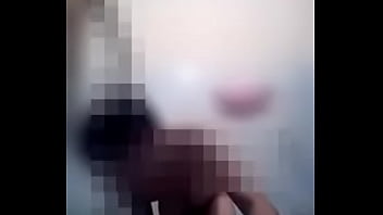 Espiando en el baño