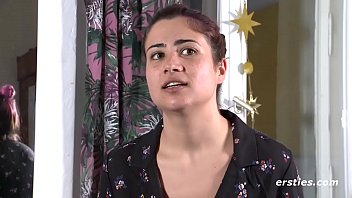 Sweet amateur rubbing unshaved pussy