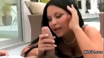 Who is she emergency please