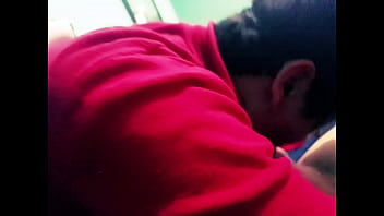 Le Pagó A Hetero Para Que Deje Chuparsela thumbnail