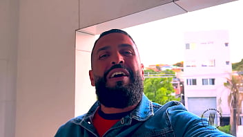 Trailer degustação de outro pau