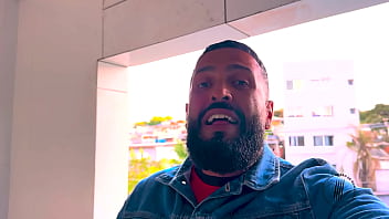 Trailer degustação de outro pau