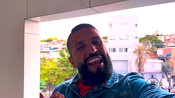 Trailer degustação de outro pau