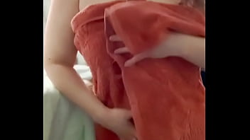 Hello les coquins vous avez passé un bon dimanche moi je sors de la douche