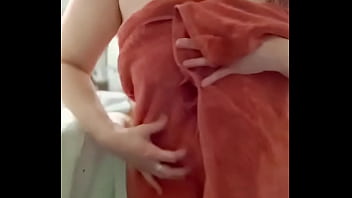 Hello les coquins vous avez passé un bon dimanche moi je sors de la douche