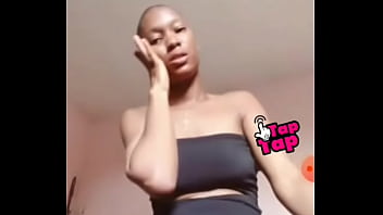 Bigo girl shows off panties