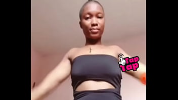 Bigo girl shows off panties