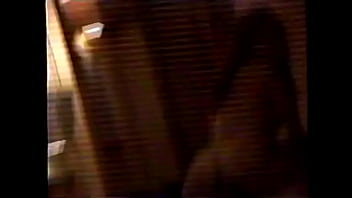 Parte 2 del doggystyle con espejos en el hotel