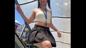 Nonton Pendeja Argentina Re Puta Paseando En La Calle Con Un Plug Anal thumbnail