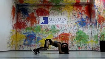 Twerk & booty shake dance contest m boowi