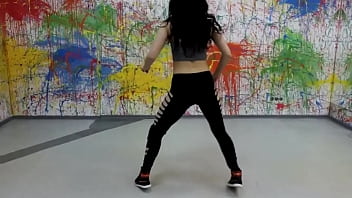 Twerk & booty shake dance contest m boowi