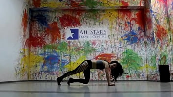 Twerk & booty shake dance contest m boowi