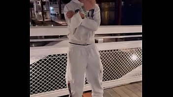 I’ll cut my hair when i touch 4m’s