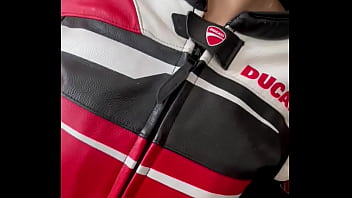 Good motorcycle gear is very heavy ducati one love ️