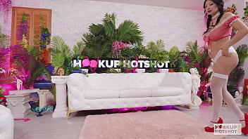 Milk tank supermodel cami strella hooks up with nade nasty