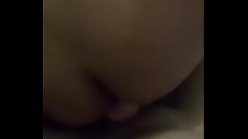 Fazendo anal com o marido